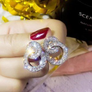 NEW 18K White Gold Diamond Double Circle Earrings